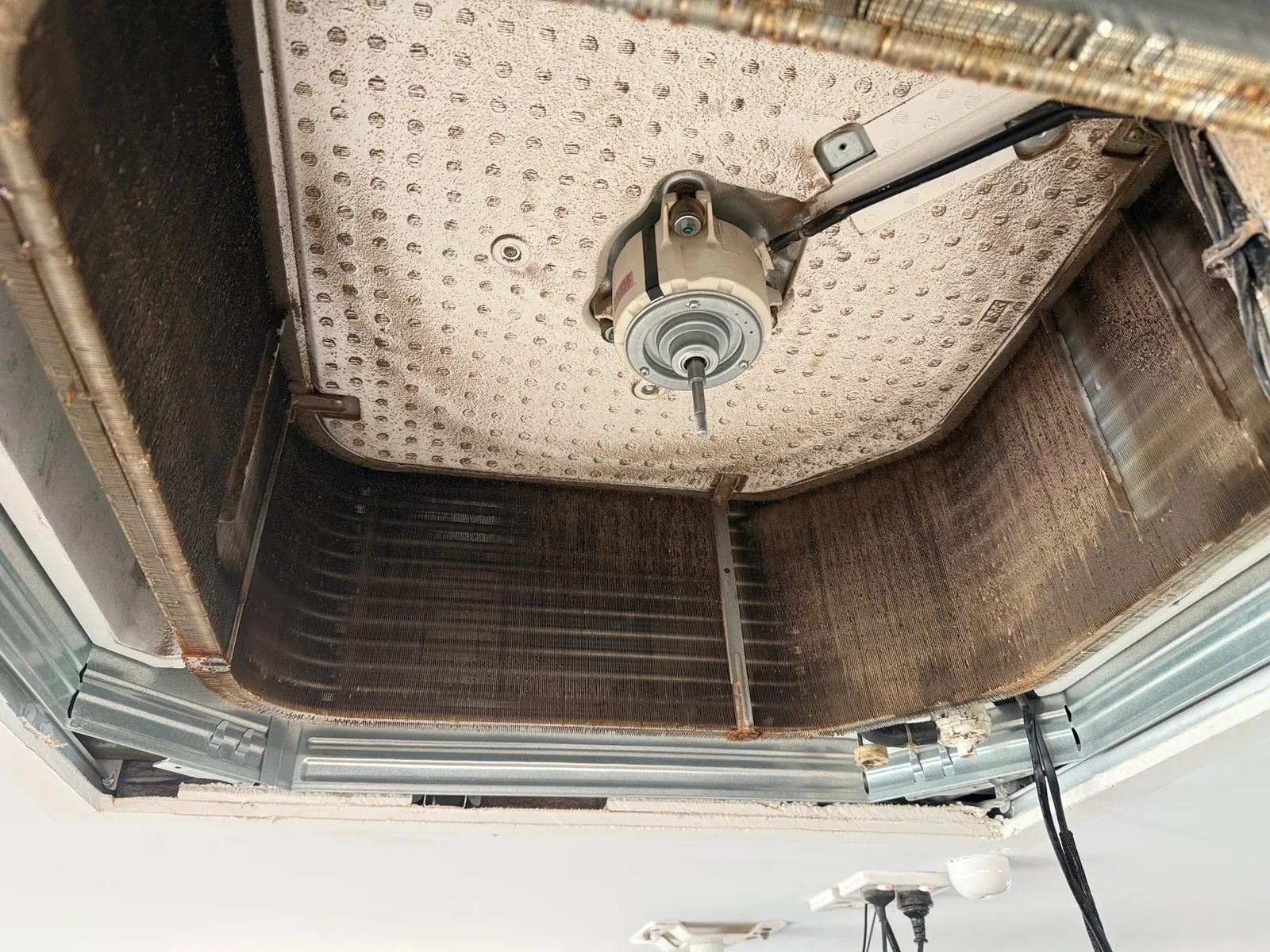 Ceiling cassette